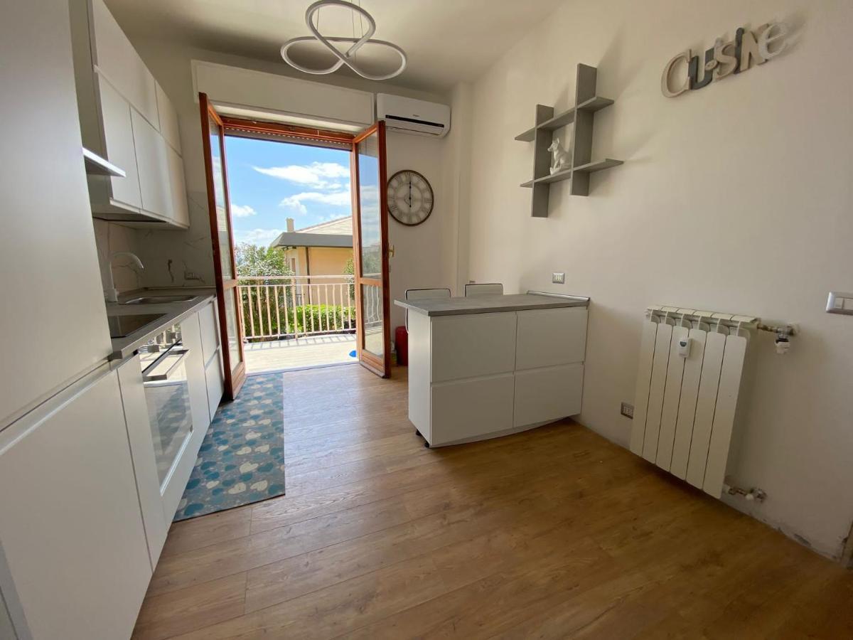 Cogoleto Apartment Екстериор снимка